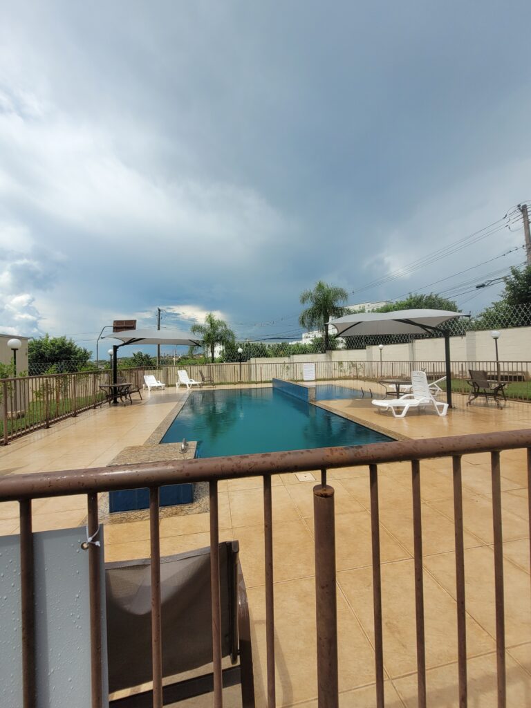 Piscina 01